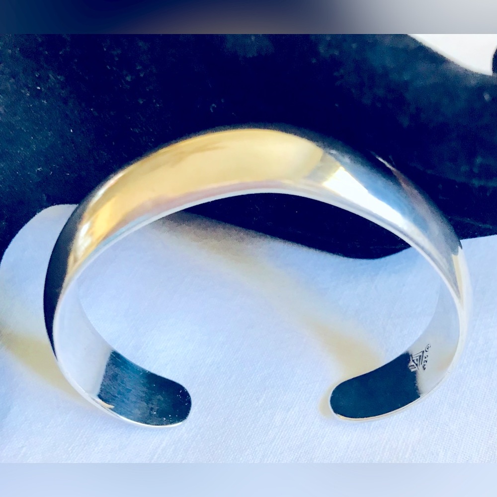 Silas’s 925 Polished Dome Cuff retired